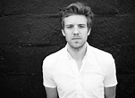 CD REVIEW: Andrew Belle, "Black Bear"