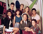 Jimmy Fallon reúne al elenco de “Saved by the Bell” - 12 y 2 con Sergio ...