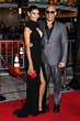 Vin Diesel y su esposa en la premiere mundial de 'Riddick' en Los ...