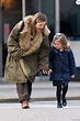 Exclusif - Drew Barrymore se balade avec sa fille Olive Barrymore ...