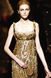 русский: Vlada Roslyakova at Dolce & Gabbana Fall - Winter...