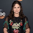 Katie Lowes Reveals She Suffered a Miscarriage After Three Months - E ...