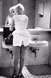 Intimate Photographs of Marilyn Monroe in Her Private Moments Taken by ...