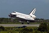 File:Space Shuttle Endeavour Lands at the Kennedy Space Center on July ...