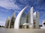 15 Iconic White Buildings by Richard Meier - RTF | Rethinking The Future
