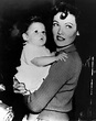 Gene Tierney with her baby Daria | Gene tierney, Movie stars, Old hollywood