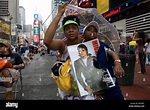 Michael Jackson fans bid farewell to the King of Pop in Times Square in ...