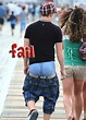 22 People Who Have No Idea How to Wear Pants | 🍀ViraLuck | Sagging ...
