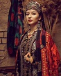 Uzbek girl Uzbekistan Узбечка | Uzbekistan girl, Ethnic fashion, Fashion
