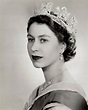 Regina Elisabetta da giovane: com'era non l'hai vista mai FOTO