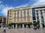 File:Plaza de la Constitución 9, Málaga 01.jpg - Wikimedia Commons