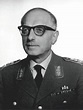 Oberst Günther Pape (1907-1986), Kommandeur Panzergrenadier Regiment ...