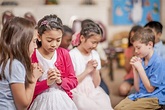 4 Fun Prayer Activities for Kids to Learn How to Pray