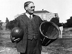 James Naismith, el profesor que inventó el baloncesto con dos cestas de ...