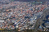 Singen (Hohentwiel) von oben - Stadtansicht beim Bahnhof im Stadtgebiet ...