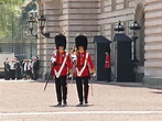Assistez à la relève de la garde à Buckingham Palace - ©Londres - Tout ...