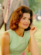 This Is Jackie O.'s Actual Skin-Care Routine From 1963 | Hair styles ...
