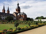 Klostergarten Seligenstadt am Main Foto & Bild | deutschland, europe ...