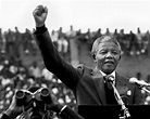 Nelson Mandela, el presidente sudafricano que dedicó su vida a combatir ...