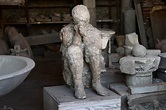 39 Agonizing Photos Of Pompeii's Bodies Frozen In Time