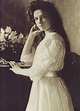 File:Grand Duchess Tatiana Nikolaevna 1910.jpg - Wikimedia Commons