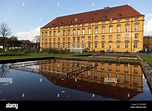 Osnabrück castle Banque de photographies et d’images à haute résolution ...