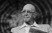 Carl Rogers: The Essence of Madness - HubPages