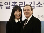 Aller guten Dinge sind ... 5!: Schröder heiratete seine Kim in Seoul ...