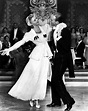 Fred Astaire y Ginger Rogers en “La Historia de Irene Castle” (The ...