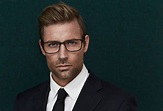 How To Look GREAT In Glasses (MEN) – News Fashion Day