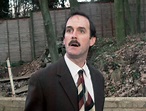 John Cleese in Fawlty Towers (1975) Great Comedies, Classic Comedies ...