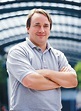 Potret Sejarah "Linus Benedict Torvalds-Pendiri kernel Linux" - Potret ...