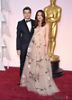 Keira Knightley y James Righton en la alfombra roja de los Oscar 2015 ...