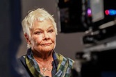 La vida amorosa de Judi Dench incluyendo conocer a su novio después de ...