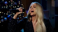 Carrie Underwood Delivers Dazzling Performance Of "Mary, Did You Know?"