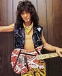 30 Fascinating Photos of a Young Eddie Van Halen Posing With His ...