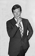 Roger Moore - Wikipedia