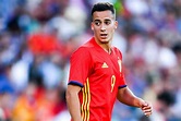 Lucas Vázquez espera su turno en la Euro 2016