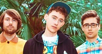 DISCOVER: YEARS & YEARS – TAKE SHELTER | Pop On And On
