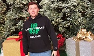 Scotty McCreery Performs on “Hollywood Christmas Parade” TV Special ...