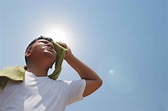 Signs & Symptoms of Sunstroke in Children - Safar Medical