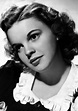 Judy Garland | Judy garland, Old hollywood hair, Hollywood