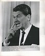 1967 Press Photo Governon Ronald Reagan Vietnam War - Historic Images