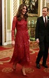 Vestido midi de Kate Middleton: vermelho e com transparência, peça ...