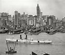 New York - History - Geschichte: Manhattan as seen from Brooklyn 1908