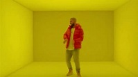 Drake lança o clipe de "Hotline Bling". Veja! - VAGALUME