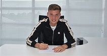 Fulham FC - Academy Signs Kristian Šekularac