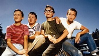 Official Trailer: Stand by Me (1986) - YouTube