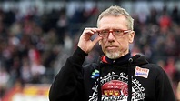 1. FC Köln: Trainer Peter Stöger verlängert bis 2020 | Fußball