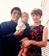 功夫巨星李小龍的20張罕見家庭照：保證一多半你沒見過！ - 每日頭條